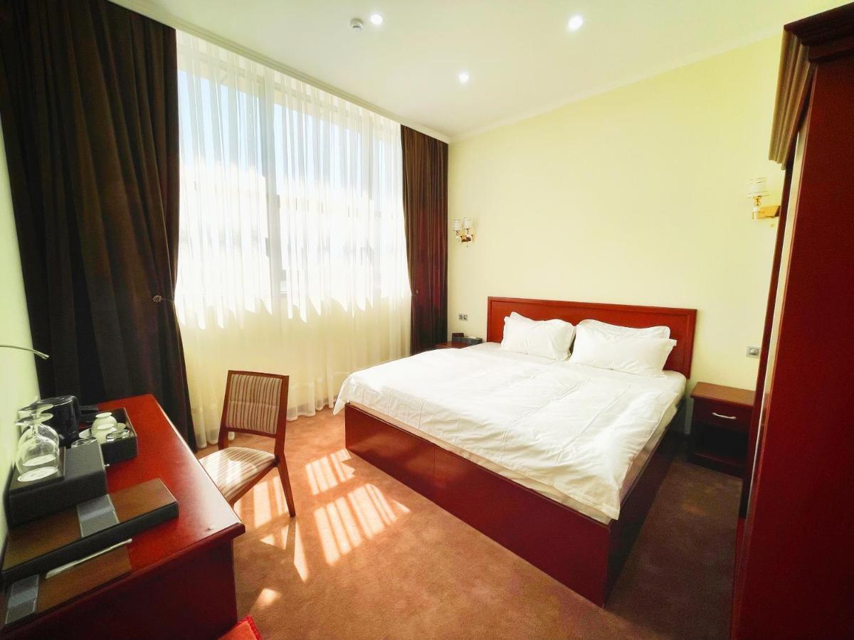 Aura Hotel 塔什干 外观 照片